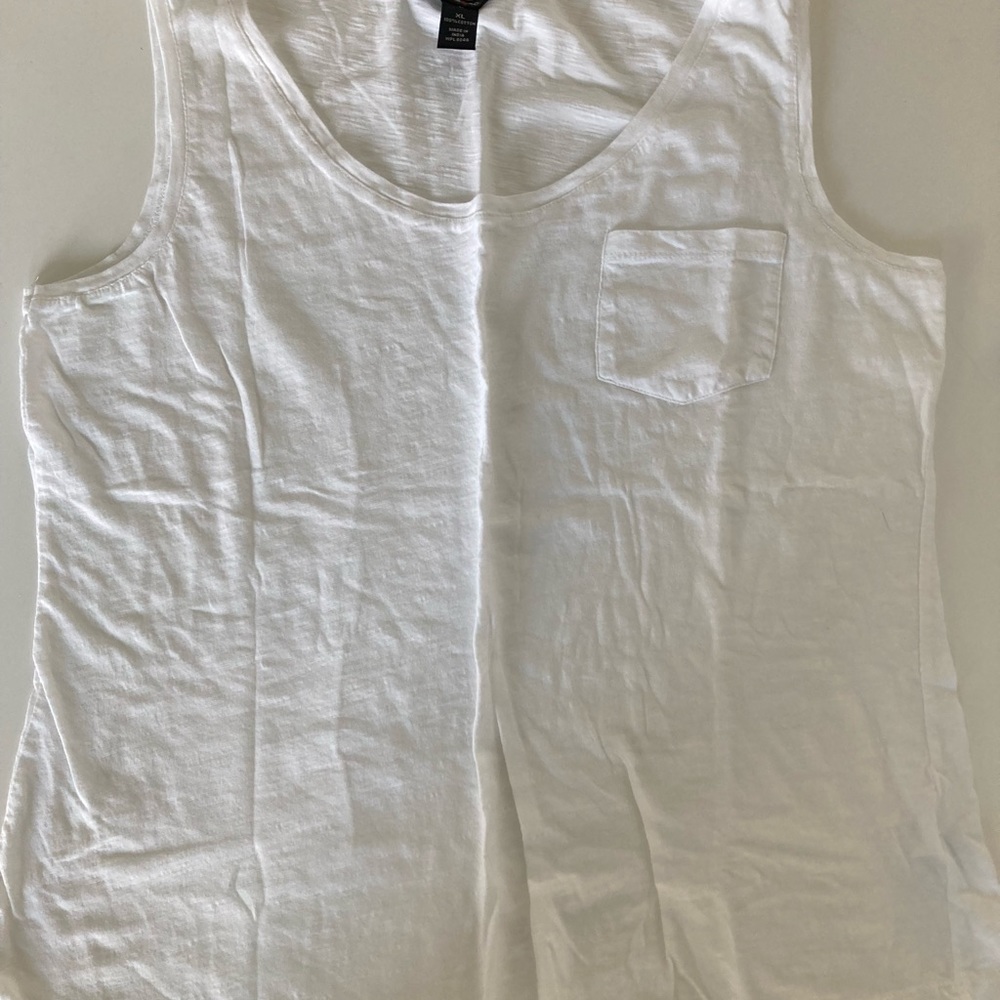 White Style Co tank